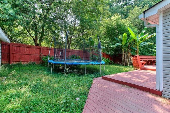 Building Photo - 831 Tanner Dr