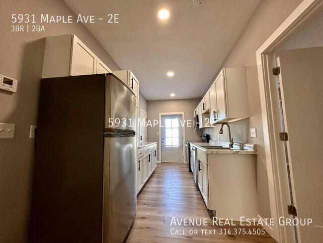 Building Photo - 5931 Maple Ave