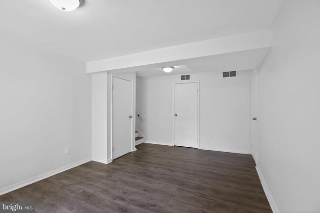 Building Photo - 9276 Soaring Hill Rd