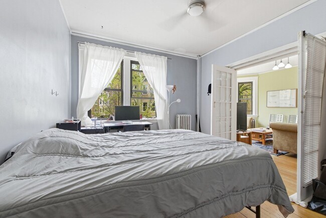 Building Photo - 12 Parkman St