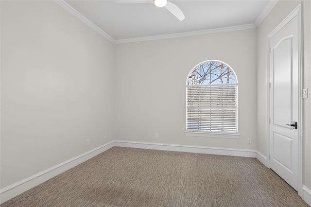 Building Photo - 5704 Pine Valley Dr