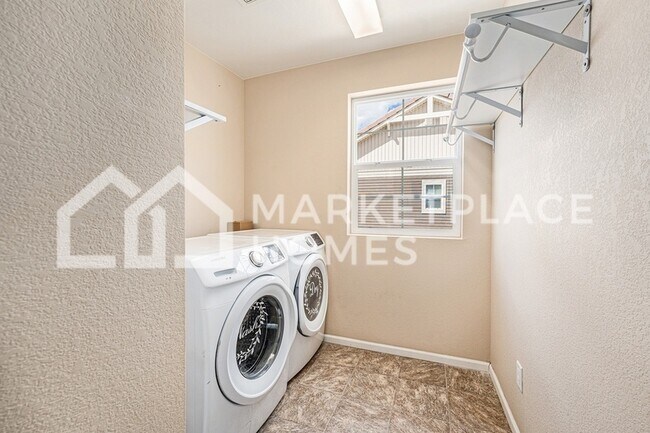 Building Photo - 3411 Mountainwood Ln