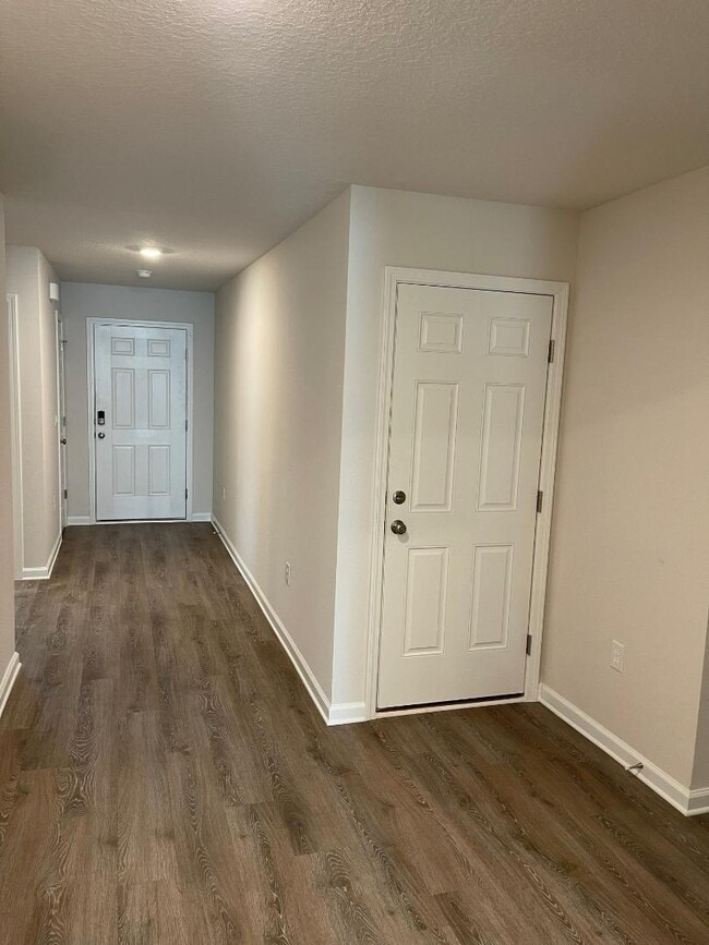 Building Photo - 3994 Whitetail Ln