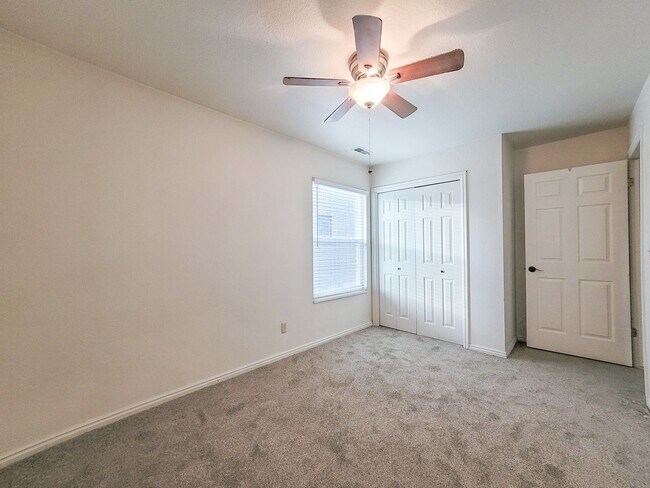 Building Photo - Partially Furnished 2 bedroom, 1 bathroom ...