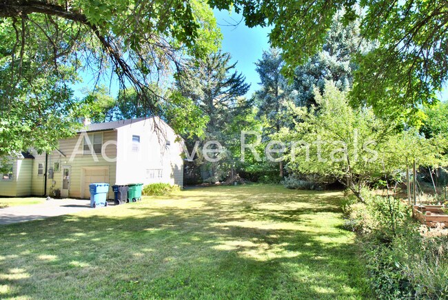 Building Photo - Covered Patio, Garage & Yard – Your Next Logan Home Awaits