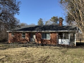 Building Photo - 5144 Sunrise Terrace