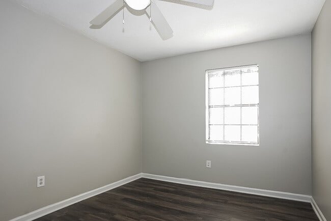 Building Photo - 3476 Postell Dr