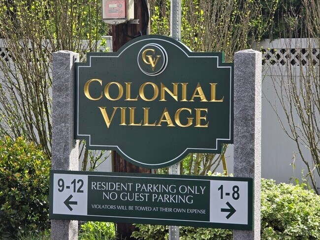 Building Photo - 5 Colonial Village Dr