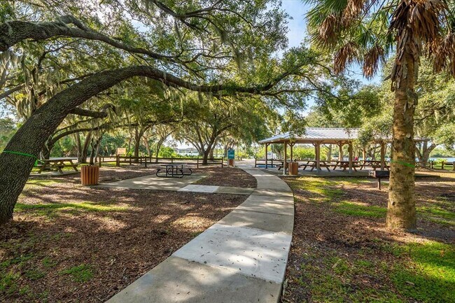 Building Photo - 12418 24th St E