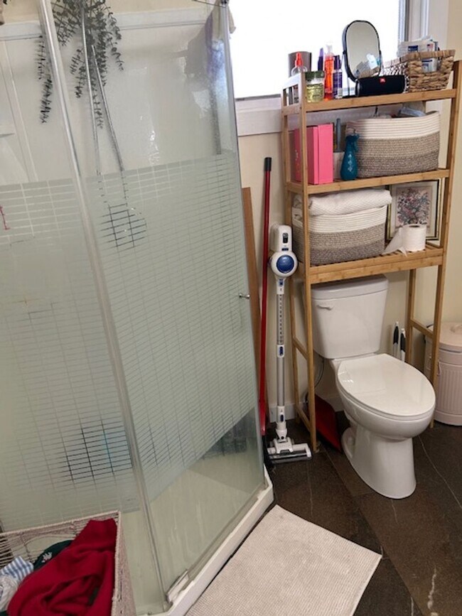 Building Photo - 1716 Tennessee St