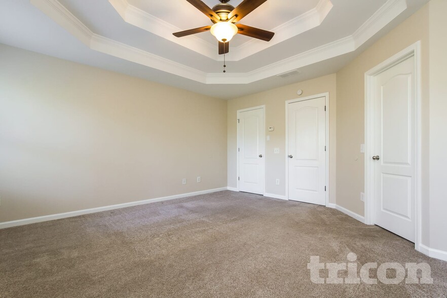 Building Photo - 1570 Lily Valley Dr