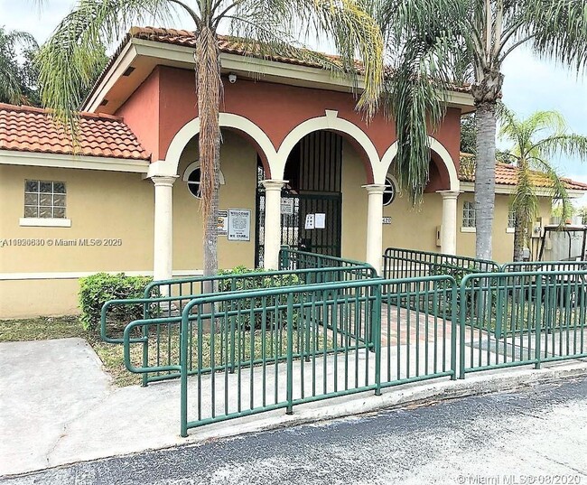 Building Photo - 15250 SW 134th Pl