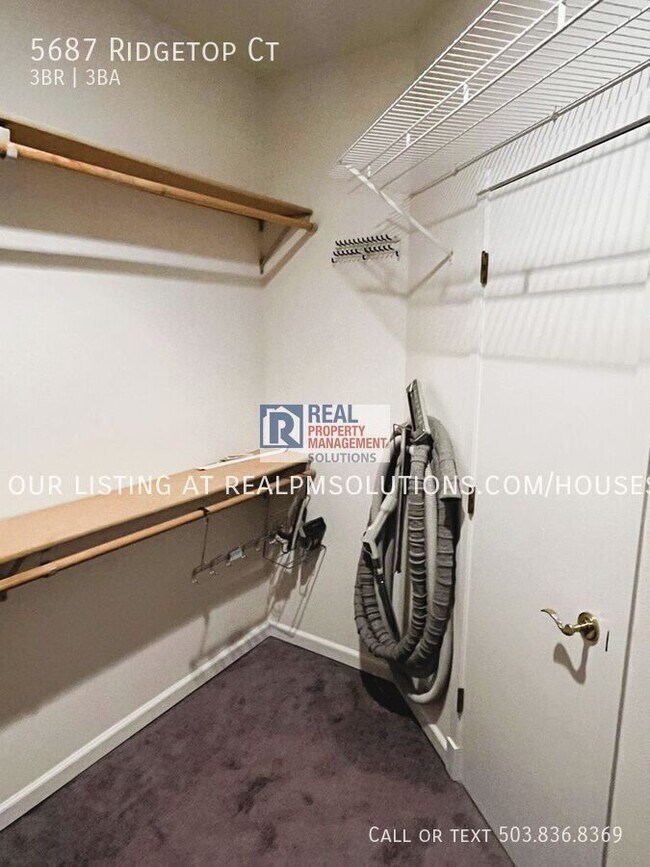 Building Photo - 5687 Ridgetop Ct