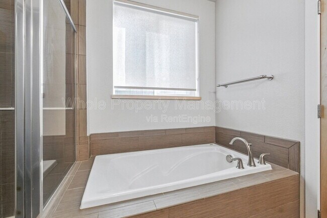 Building Photo - 1821 Blue Star Ln