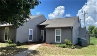 Building Photo - Pineville- Ranch townhome- Remodeled 2 bed...