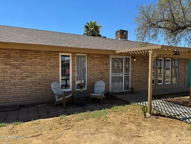 Building Photo - 51101 W Buckeye Rd