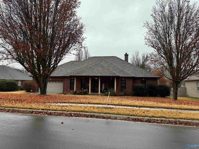 Building Photo - 2316 Little Cove Rd