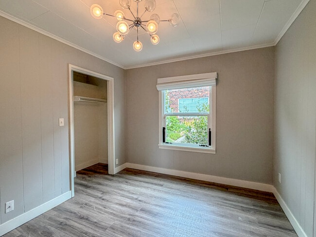 Building Photo - 2212 Rucker Ave