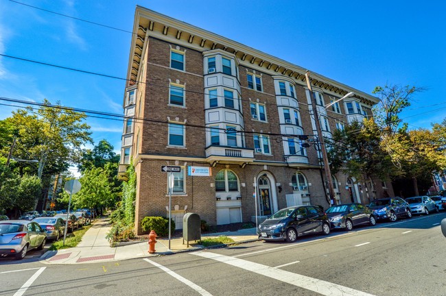 Primary Photo - Osage Manor Apartments