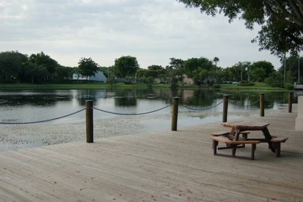Building Photo - 3733 Carambola Cir N
