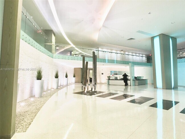 Building Photo - 92 SW 3rd St