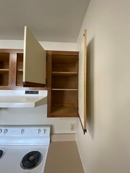 Building Photo - 114 Sandstone Ct