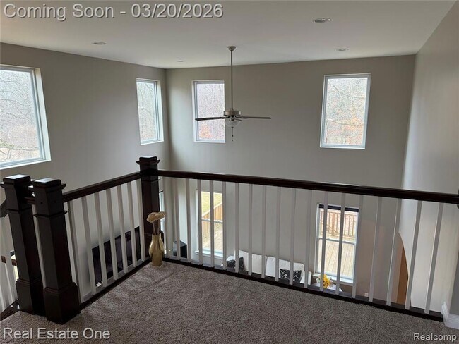 Building Photo - 58206 Sunflower Cir N