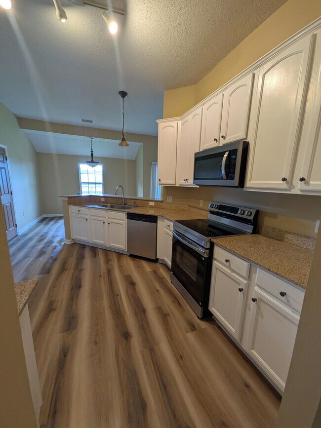 Building Photo - 5211 Moore Loop