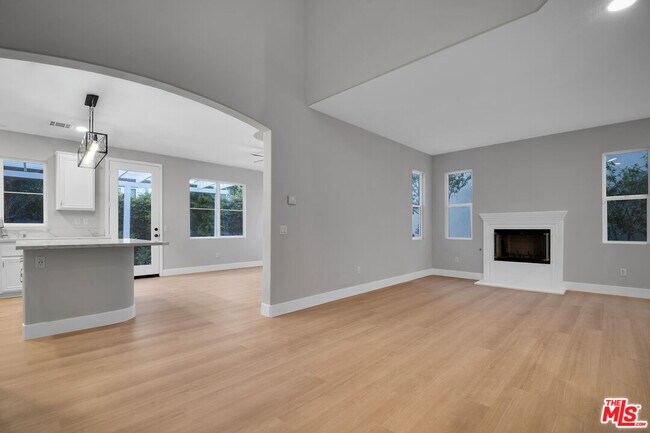 Building Photo - 24130 Tango Dr