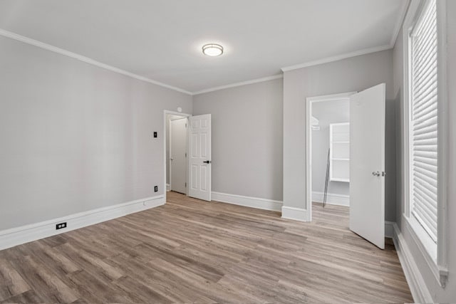 Building Photo - 325 E Hector St