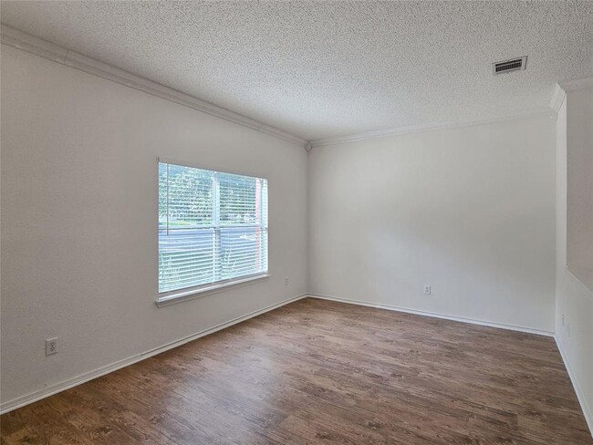 Building Photo - 8321 Cambria Dr
