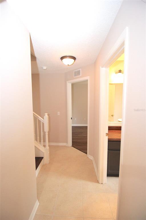 Building Photo - 25 Bird of Paradise Dr