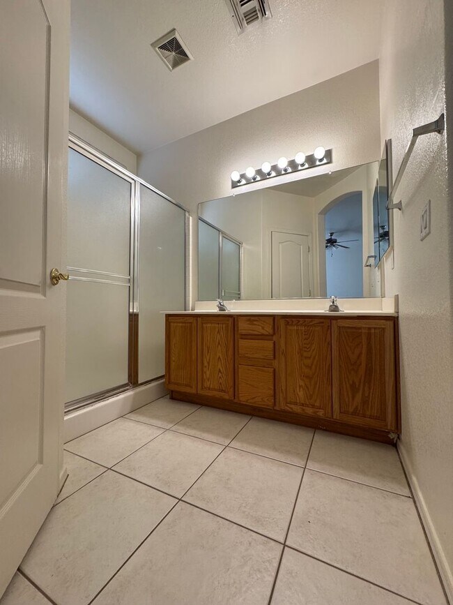 Building Photo - 3 BEDROOM IN SAN TAN RANCH IN GILBERT
