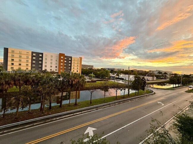Building Photo - 8001 NW 41st St