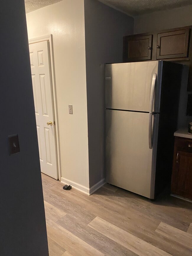 Stainless Steel Appliances - 5599 Windfall Ln