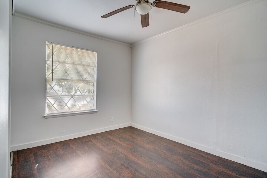 Bedroom - 4815 Castle