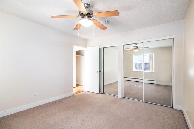 Building Photo - Spacious Updated 1BR in Cap Hill!