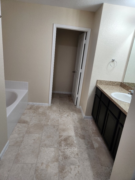 Building Photo - 1548 Breanna Ln