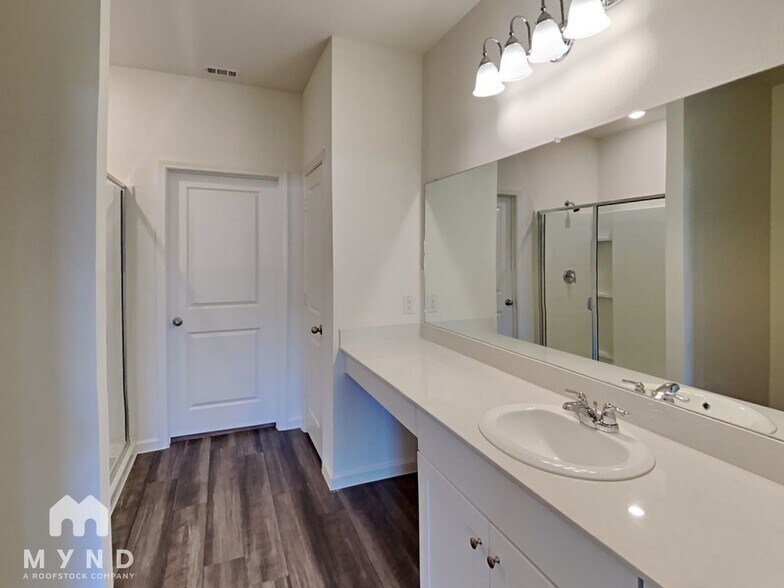 Building Photo - 10325 Bridgetown Ln