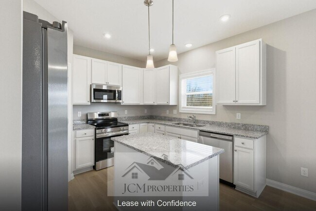 Building Photo - 112 Lambert Fld