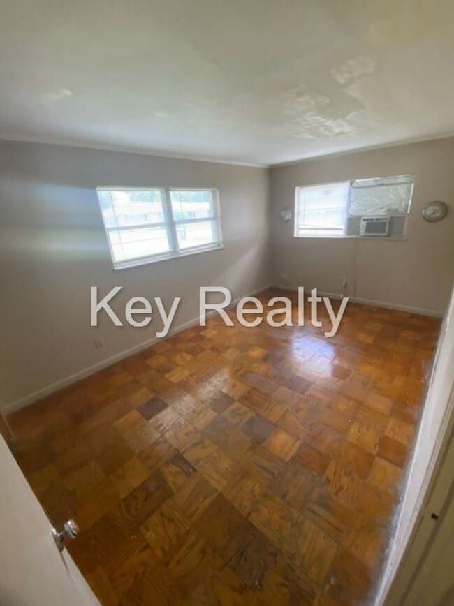 Building Photo - 2908 Kathy Ann St