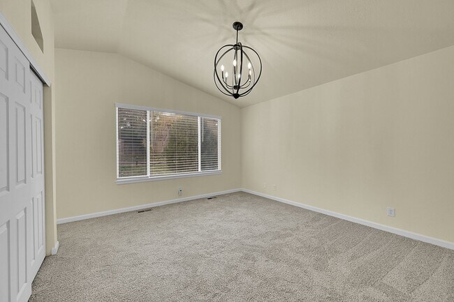 Building Photo - Northeast Colorado Springs House in Sierra...