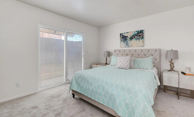 Building Photo - Welcome to this charming 1-bedroom condo n...