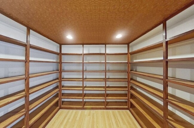 Building Photo - Spacious 4-Bedroom Home with Stunning Hilltop Views in Fortuna, CA