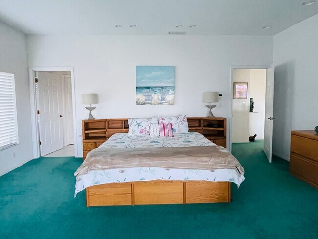 Building Photo - Sunrises with the Dolphins! Large Spacious...