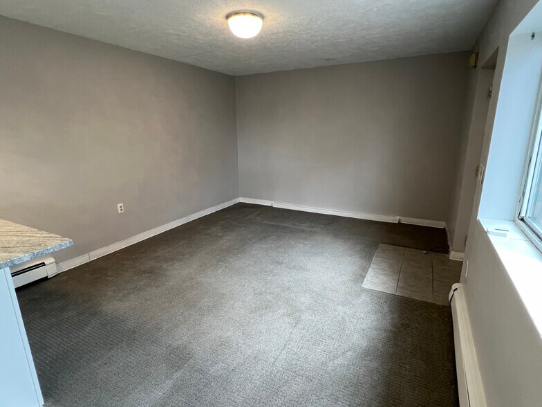 Building Photo - 234 Palfrey St
