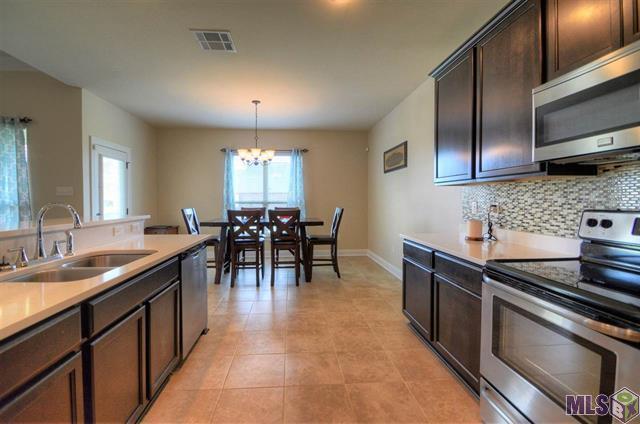 Building Photo - 4 Bedroom House Located in Prairieville with Spacious Rooms and a Large Backyard