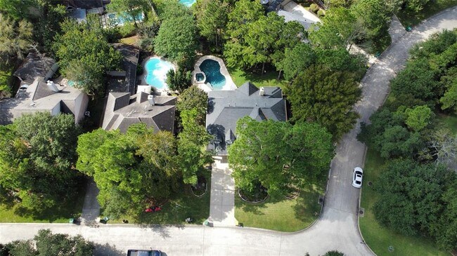 Building Photo - 43 N Greenvine Cir
