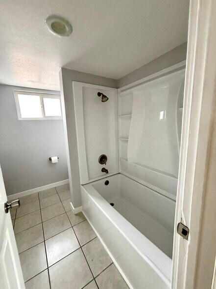 Building Photo - 3213 Joann Way