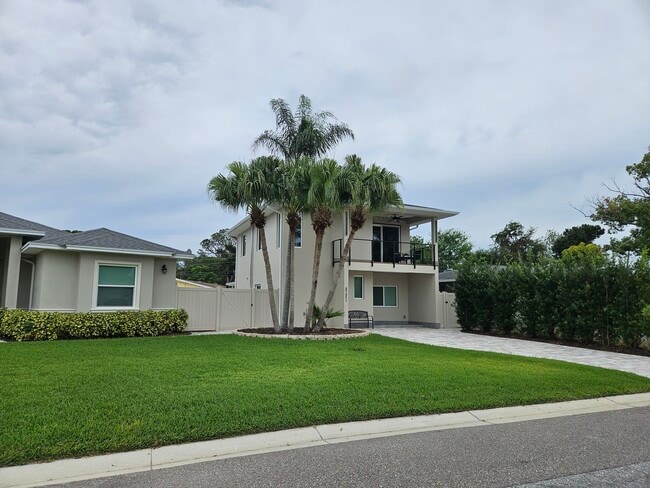 Building Photo - 8797 Rose Way